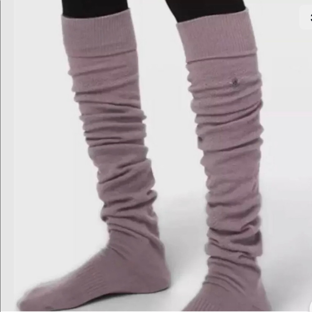 Lululemon Savasana Sock Size M/L - NWT last pair - Picture 3 of 13